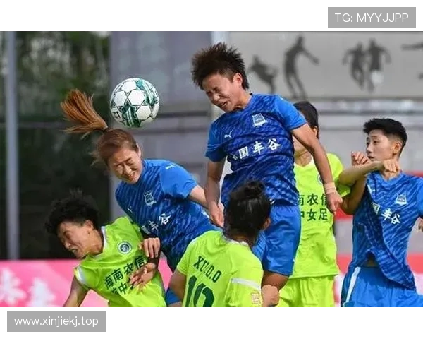[国内足球]武汉车谷江大女足完成女超联赛“五连冠”.